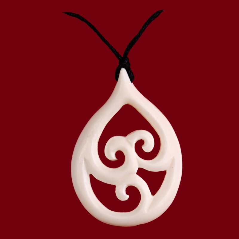 AMULET ROIMATA S KORU